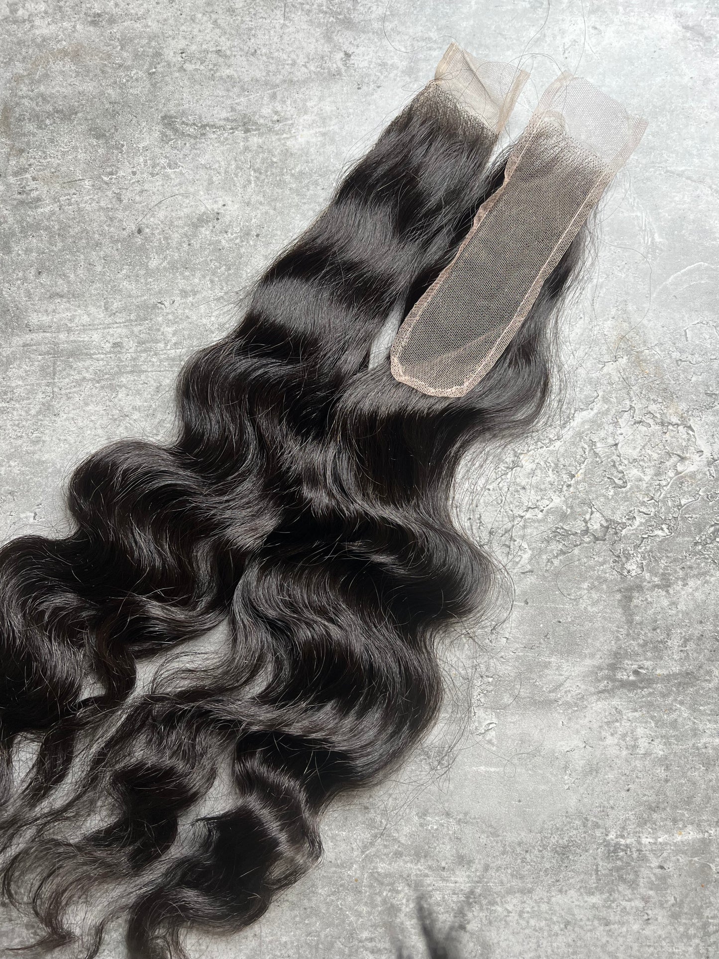 Natural Wavy Closure 2x6
